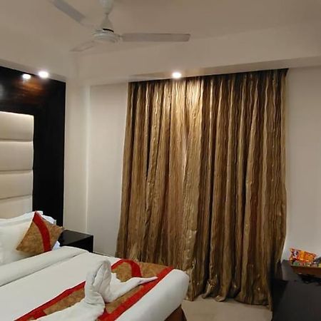 Hotel Benz International Δελχί Εξωτερικό φωτογραφία
