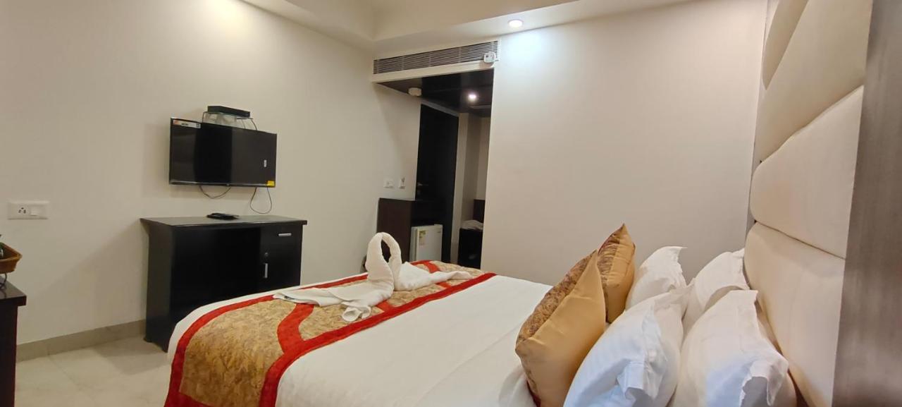 Hotel Benz International Δελχί Εξωτερικό φωτογραφία