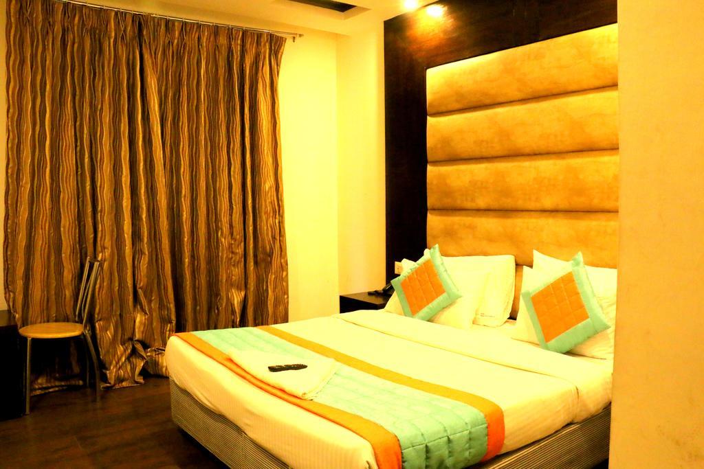 Hotel Benz International Δελχί Εξωτερικό φωτογραφία