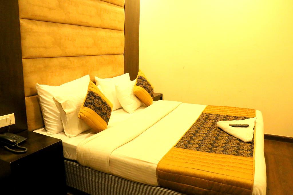 Hotel Benz International Δελχί Εξωτερικό φωτογραφία