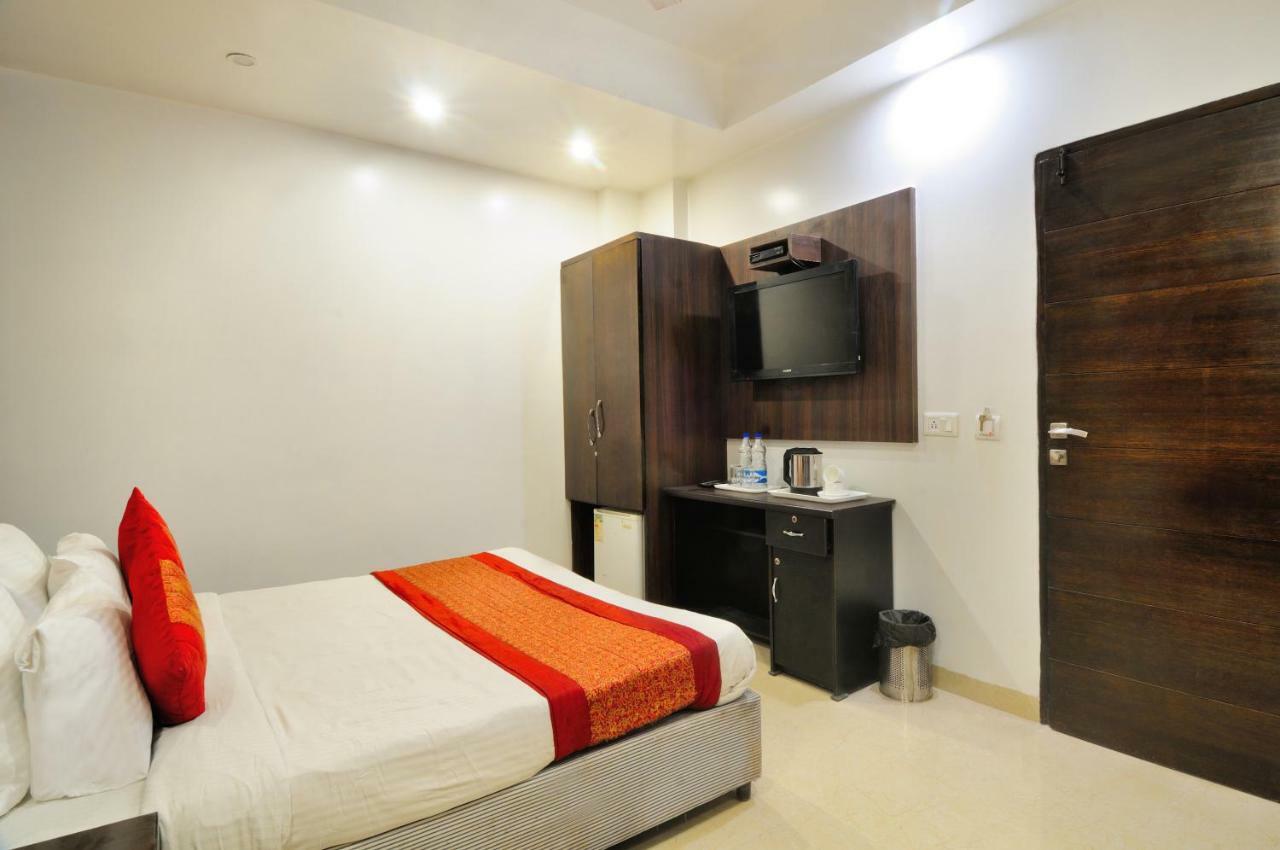 Hotel Benz International Δελχί Εξωτερικό φωτογραφία